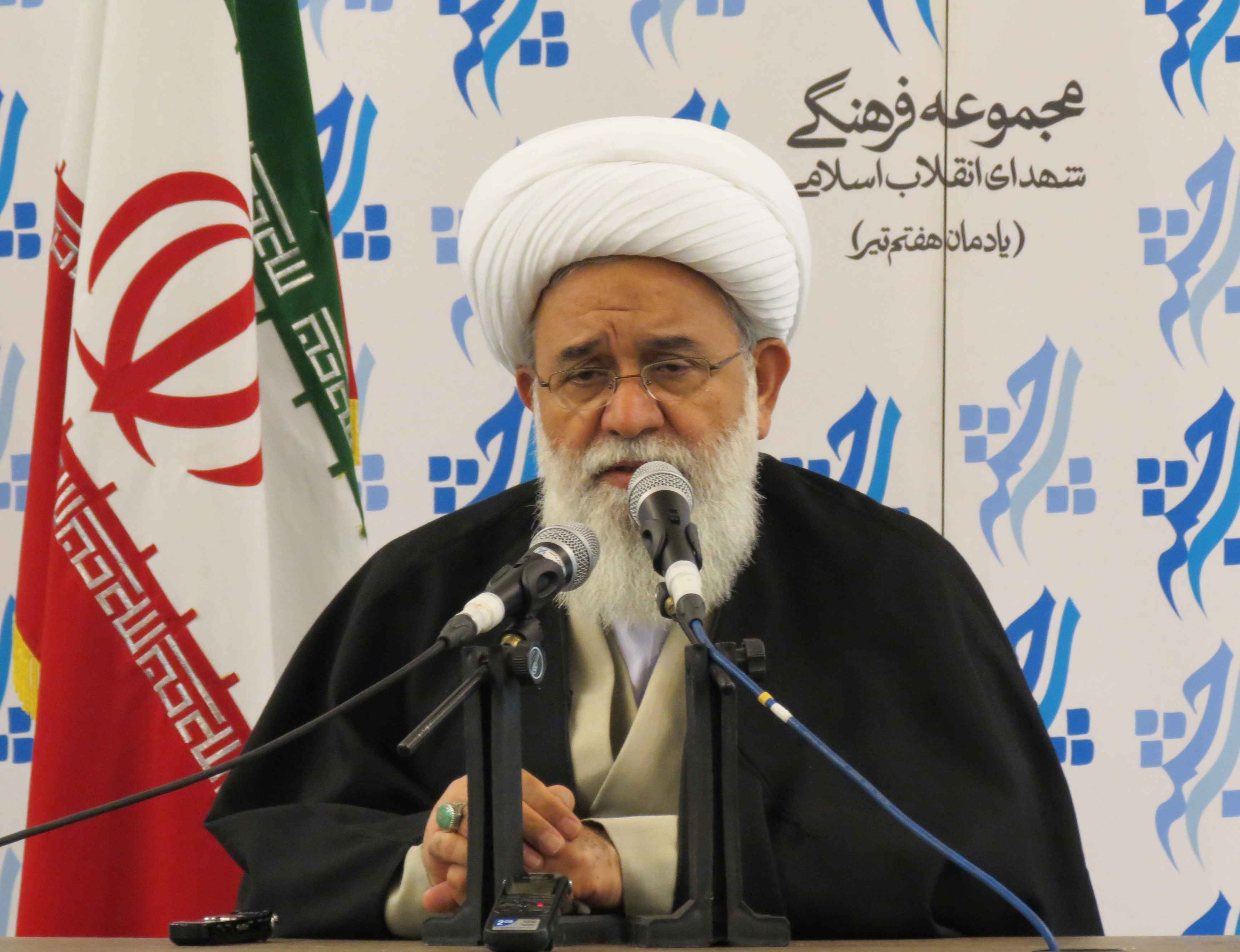 آيت الله رشاد: از تحولات حوزه دائر شدن رشته هاي تخصصي است