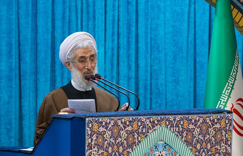 حجت الاسلام و المسلمین صدیقی در نماز جمعه تهران؛ عده ای تمام خزانه مملکت را برای خود و وارثان‌شان می خواهند/ فکری به حال افزایش سرسام آور قیمت کالاهای اساسی بشود