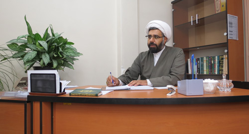 معاون امور طلاب و دانش آموختگان حوزه علمیه استان تهران: وحدت حوزه و دانشگاه یک ضرورت غیر قابل انکار است