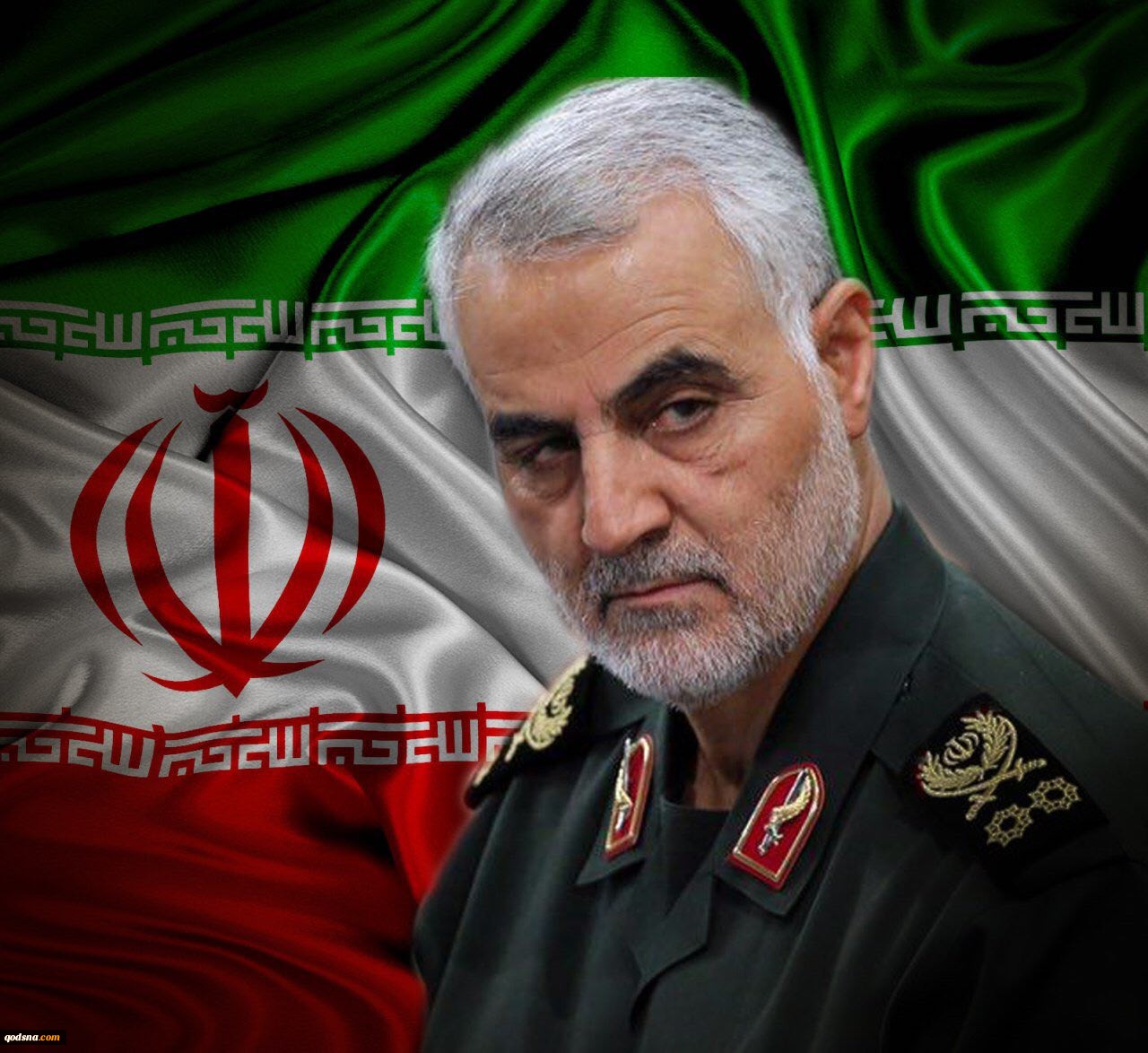از سوی فرمانده معظم کل قوا صورت گرفت: اهدای نشان ذوالفقار به فرمانده نیروی قدس سپاه پاسداران