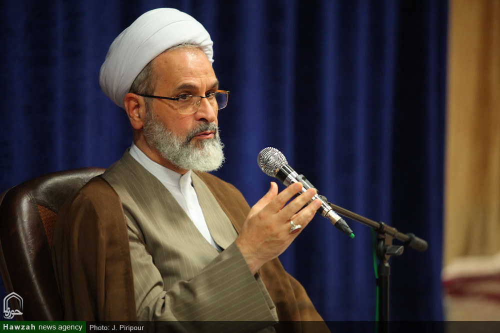 آیت الله اعرافی: شرایط امروز حوزه های علمیه بی سابقه است/ حضور ۲۰ هزار طلبه در برنامه های تابستانی