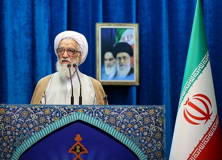 خطیب نماز جمعه تهران: مسئولان به وضع دپوی کالاها در گمرکات رسیدگی کنند/ سفیر آمریکا در عراق به طور علنی از خشونت حمایت می کند