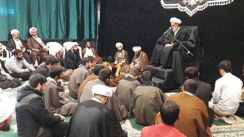 آیت الله بنابی در جمع طلاب تهران: تقوا انسان را از بی آبرویی در دنیا و آخرت حفظ می کند