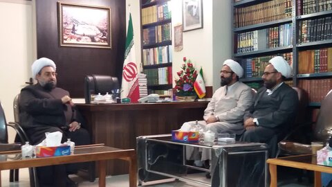 بازدید مدیر حوزه تهران از اماکن حوزوی آسیب‌دیده در اغتشاشات+ عکس