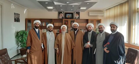 دیدار مدیر حوزه علمیه تهران با رئیس عقیدتی سیاسی ارتش+ عکس