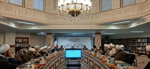 حسین شریعتمداری هشدار داد: آغاز اقدامات شیطانی برای تحریف شخصیت سردار سلیمانی
