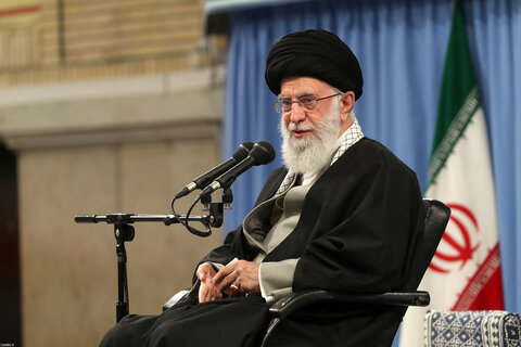 رهبر انقلاب در دیدار جمعی از فرماندهان و کارکنان نیروی هوایی ارتش: باید قوی شویم تا جنگ نشود و تهدید دشمن تمام شود