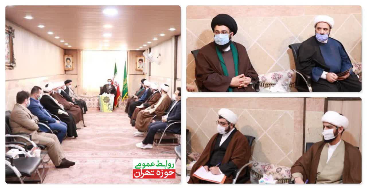 جلسه شورای تبلیغ شهرستان دماوند برگزار گردید.