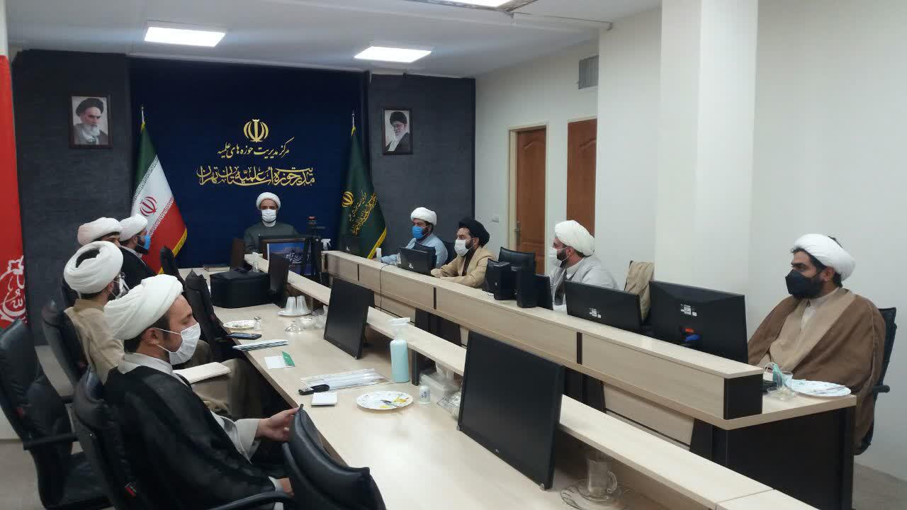 جلسه ماهانه مسئولان نواحی برادران طرح امین با حضور معاون تبلیغ و امور فرهنگی استان تهران برگزار شد