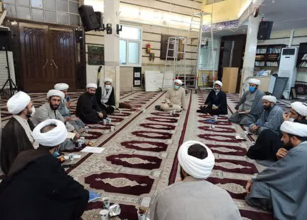 جلسه ماهانه مبلغان ناحیه ۵ طرح امین استان تهران با حضور کارشناس طرح امین صورت گرفت.