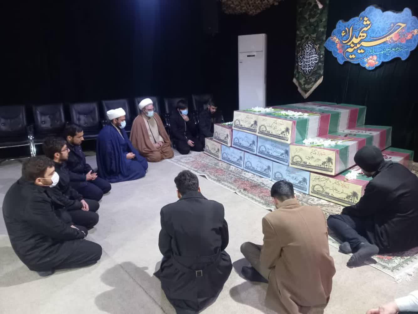 تجدید عهد طلاب حوزه علمیه امام حسن مجتبی(ع) با آرمان شهدا و امام راحل