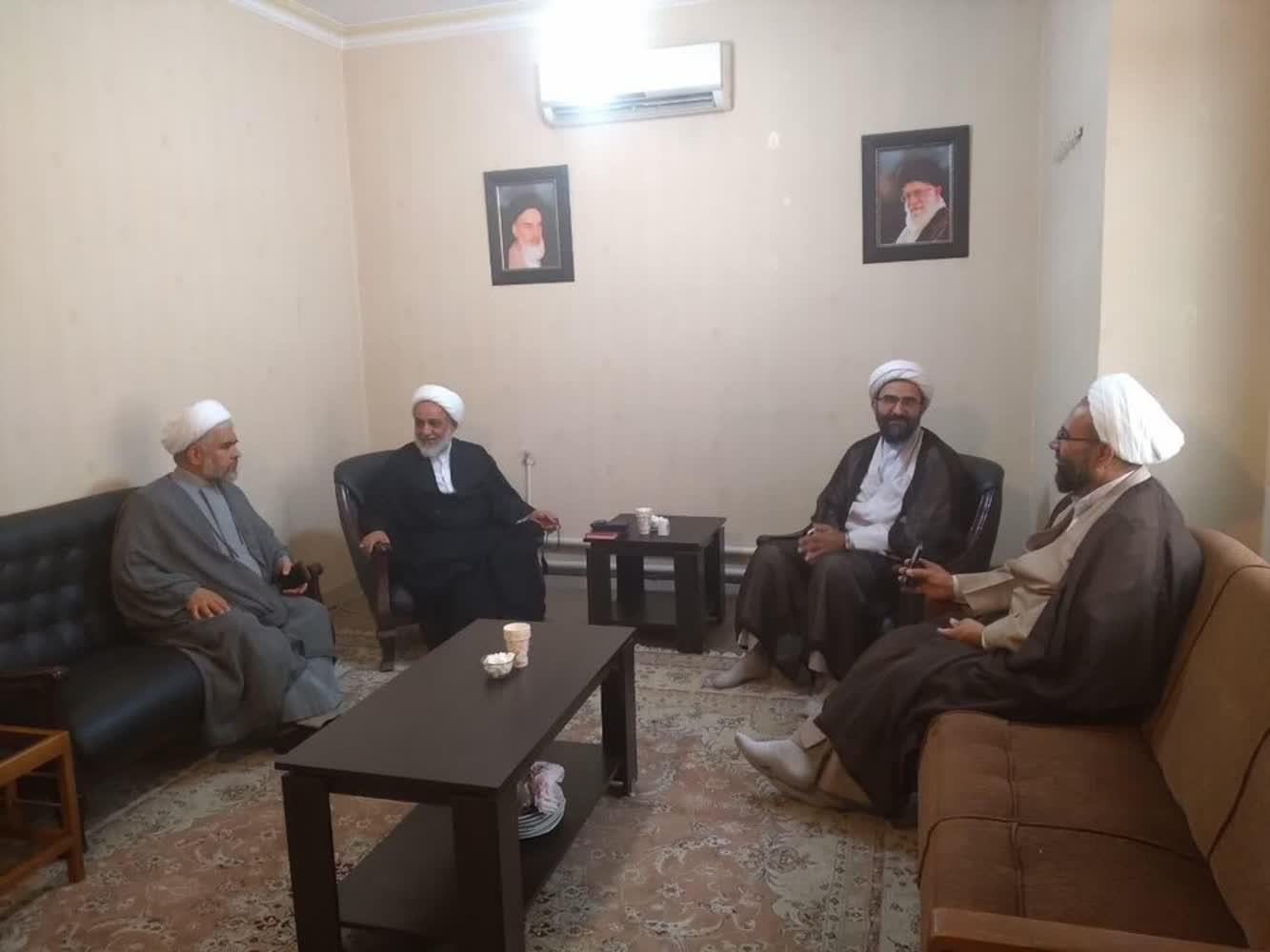 بازدید مدیر حوزه علمیه استان تهران از حوزه علمیه ایلچی تهران