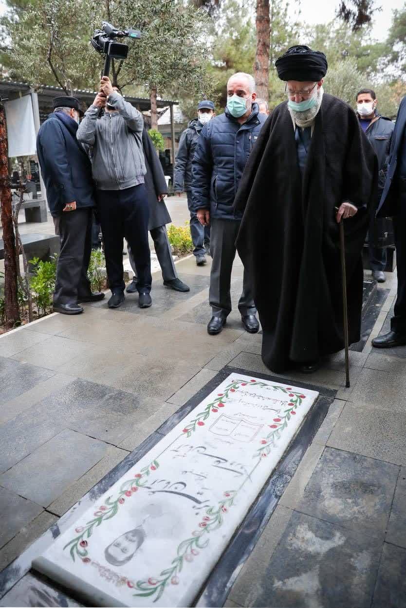 حضور در مرقد مطهر امام راحل و گلزار شهدای بهشت زهرا