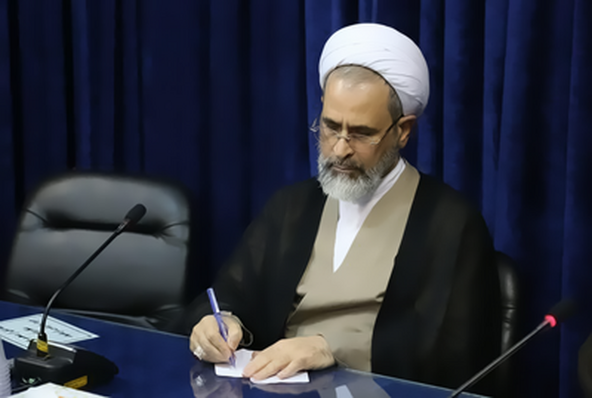 پیام آیت الله اعرافی به مناسبت افتتاح طرح خوانش دقیق بیانیه گام دوم در حوزه‌های علمیه 
