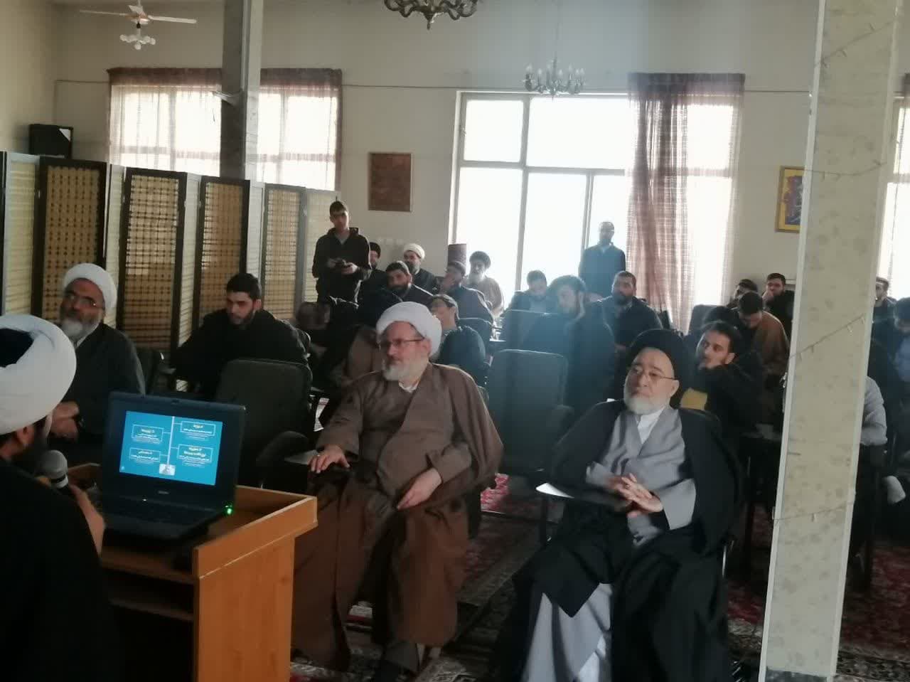 دومین جلسه اجرای طرح خوانش بیانیه گام دوم انقلاب در سالن اجتماعات حوزه علمیه حضرت قائم عج چیذر.
