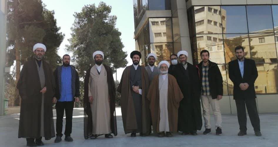  بازدید مدارس علمیه تهران از سازمان انرژی اتمی