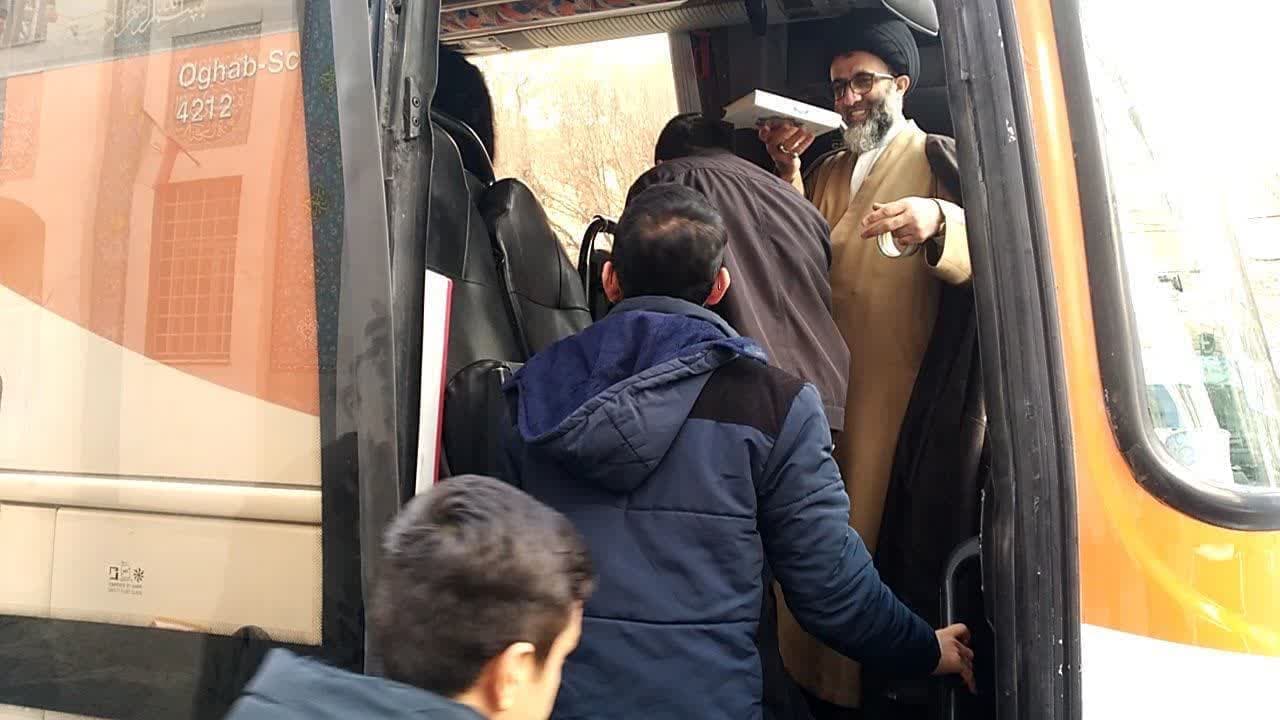 به حول و قوه الهی اردوی راهیان نور حوزه علمیه استان تهران عملیاتی شد .