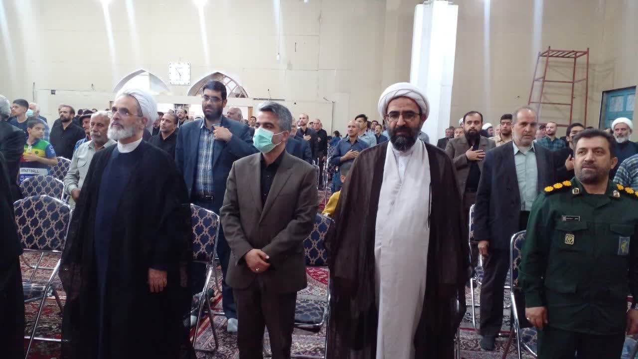 حضور مدیر حوزه های علمیه در یادواره شهداء طلبه وروحانی شهرستان پیشوا