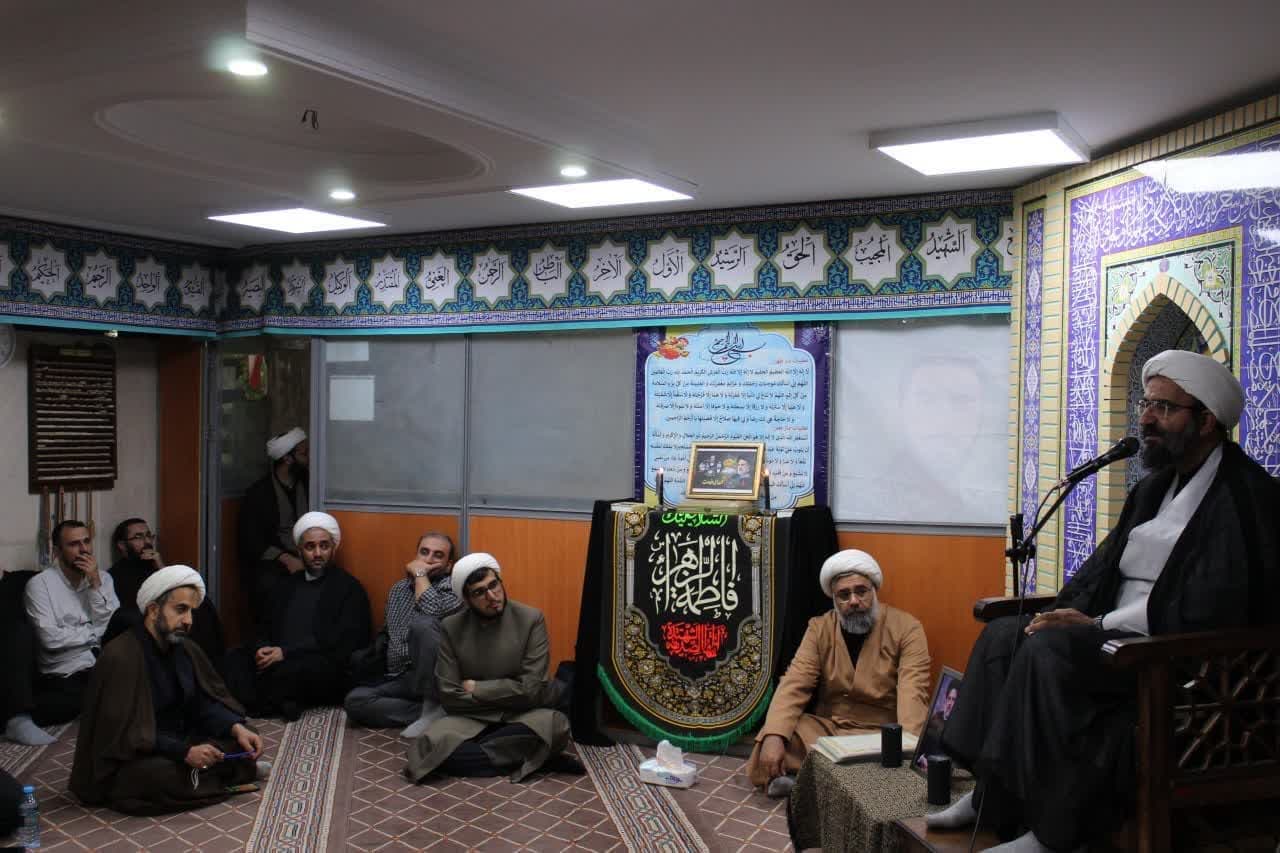 کارکنان مدیریت حوزه علمیه تهران در سوگ #شهید_جمهور 